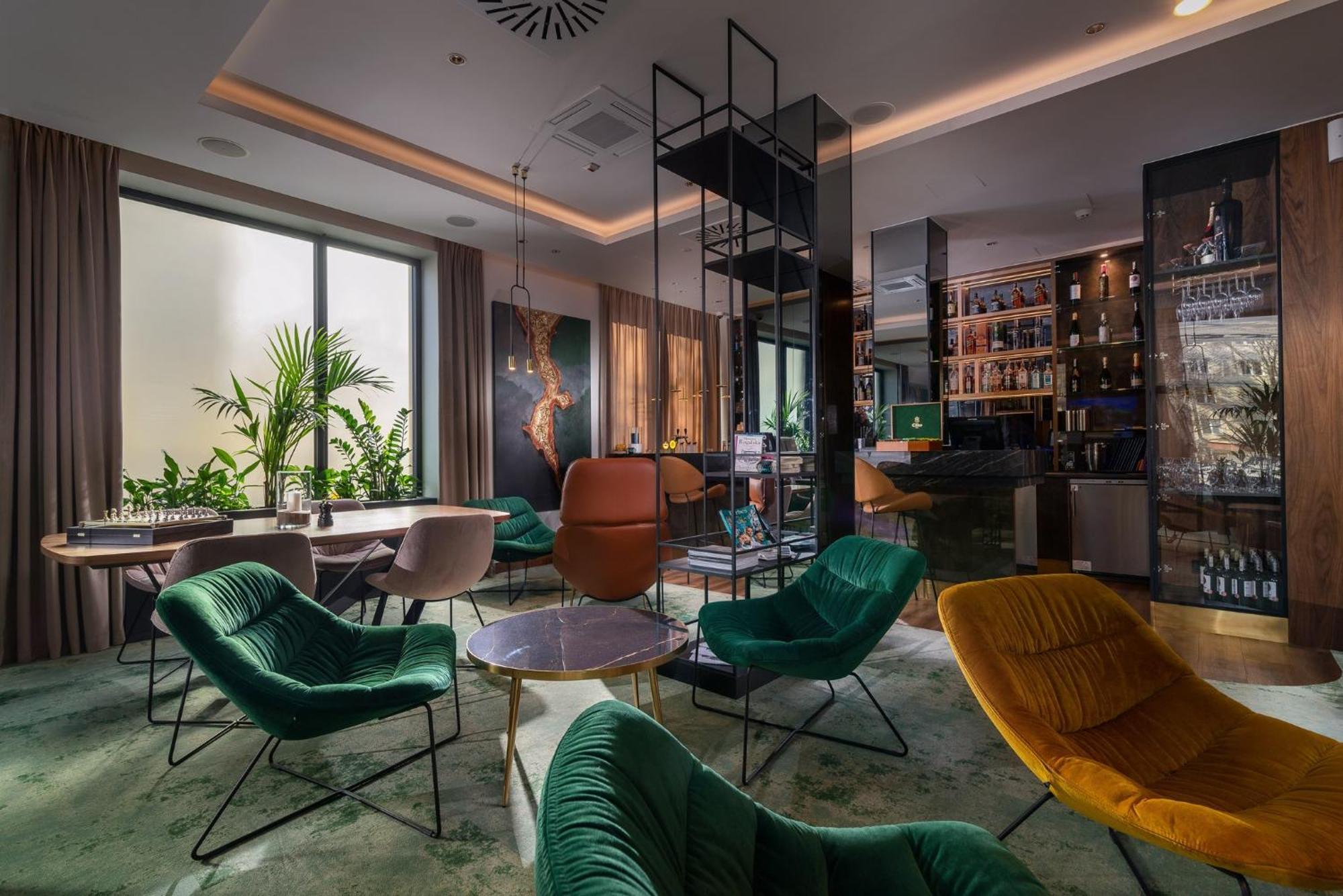 My Story Hotel 4*